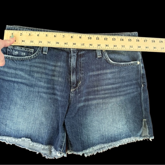 Joe’s Jeans Cutoff shorts - Picture 8 of 10
